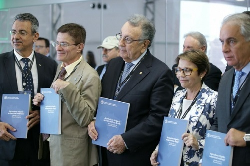CNA NO 8º FÓRUM MUNDIAL DA ÁGUA CNA NO 8º FÓRUM MUNDIAL DA ÁGUA
