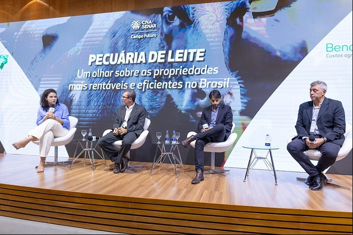 debateu a rentabilidade e eficiência de propriedades leiteiras no Brasil